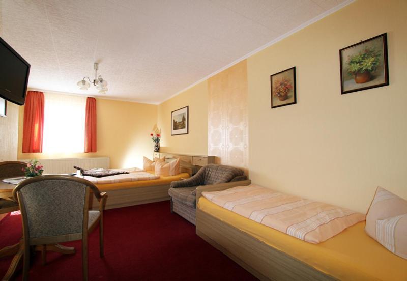 Familienhotel Zur Linde Паншвиц-Кукау Номер фото